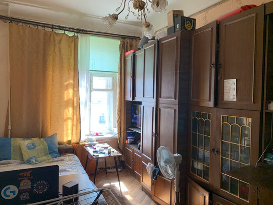Продам трехкомнатную (3-комн.) квартиру, Большая Пороховская ул, 16а, Санкт-Петербург г