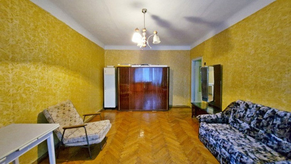 Продам двухкомнатную (2-комн.) квартиру, Острогожская ул, 67, Воронеж г