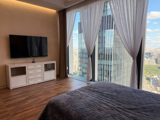 Сдам однокомнатную (1-комн.) квартиру, 1-й Красногвардейский проезд, 22к1, Москва г