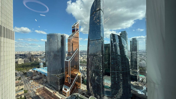 Сдам однокомнатную (1-комн.) квартиру, 1-й Красногвардейский проезд, 22к1, Москва г