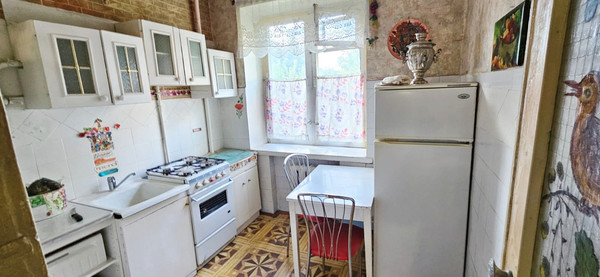 Продам двухкомнатную (2-комн.) квартиру, Пушкина (Железнодорожный мкр.) ул, 6, Балашиха г