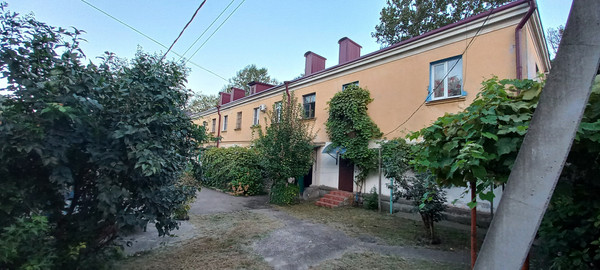 Продам двухкомнатную (2-комн.) квартиру, Б. Хмельницкого ул, 49, Туапсе г