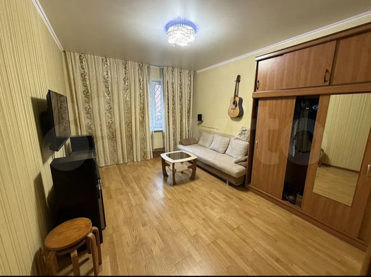 Продам двухкомнатную (2-комн.) квартиру, Б. Хмельницкого ул, 49, Туапсе г