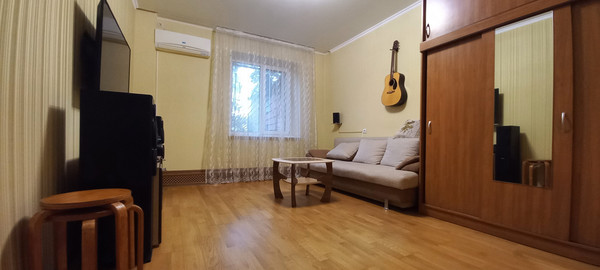 Продам двухкомнатную (2-комн.) квартиру, Б. Хмельницкого ул, 49, Туапсе г