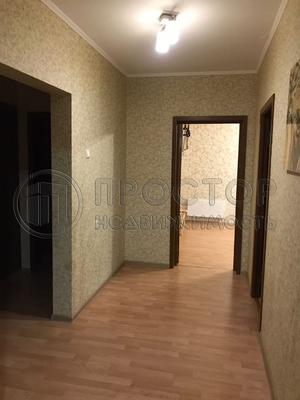 Продам многокомнатную квартиру, Крымская ул, 9к1, Боброво рп