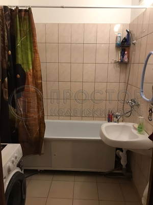 Продам многокомнатную квартиру, Крымская ул, 9к1, Боброво рп