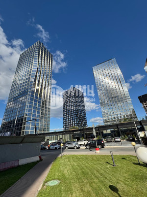 Продам трехкомнатную (3-комн.) квартиру, Летниковская ул, 11к1, Москва г