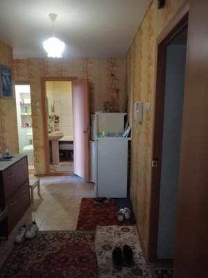 Продам двухкомнатную (2-комн.) квартиру, Дубравная ул, 40, Алексин г