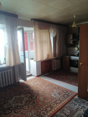 Продам двухкомнатную (2-комн.) квартиру, Дубравная ул, 40, Алексин г