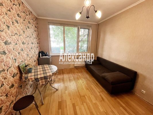 Продам комнату в 3-комн. квартире, Гражданский пр-кт, 116к3, Санкт-Петербург г