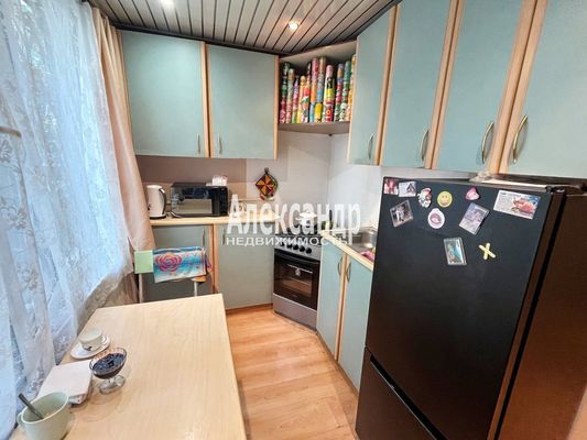 Продам комнату в 3-комн. квартире, Гражданский пр-кт, 116к3, Санкт-Петербург г