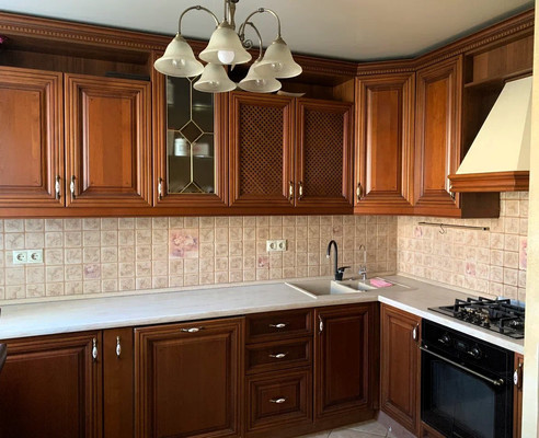 Продам трехкомнатную (3-комн.) квартиру, Симферопольская ул, 18, Краснодар г