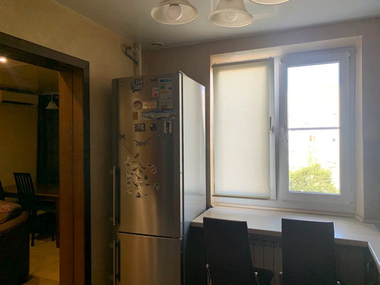 Продам трехкомнатную (3-комн.) квартиру, Симферопольская ул, 18, Краснодар г