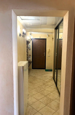 Продам трехкомнатную (3-комн.) квартиру, Симферопольская ул, 18, Краснодар г