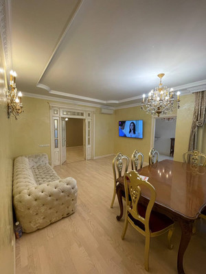 Продам многокомнатную квартиру, Крылатские Холмы ул, 33к1, Москва г