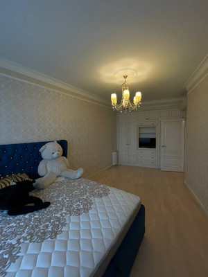 Продам многокомнатную квартиру, Крылатские Холмы ул, 33к1, Москва г