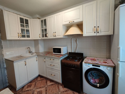 Продам трехкомнатную (3-комн.) квартиру, Открытое ш, 23к7, Москва г