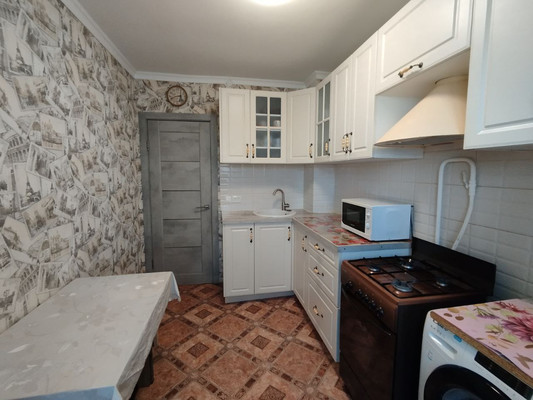 Продам трехкомнатную (3-комн.) квартиру, Открытое ш, 23к7, Москва г
