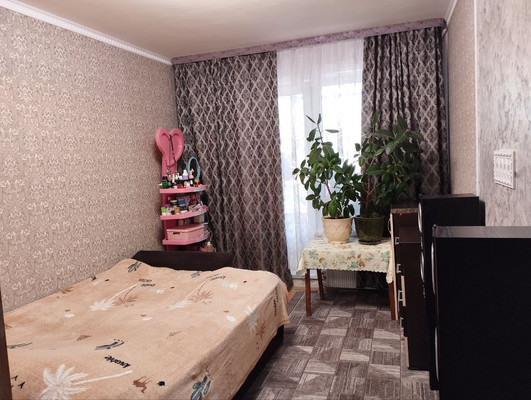 Продам трехкомнатную (3-комн.) квартиру, Открытое ш, 23к7, Москва г