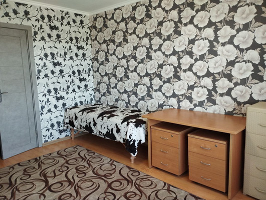 Продам трехкомнатную (3-комн.) квартиру, Открытое ш, 23к7, Москва г
