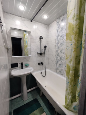 Продам трехкомнатную (3-комн.) квартиру, Открытое ш, 23к7, Москва г