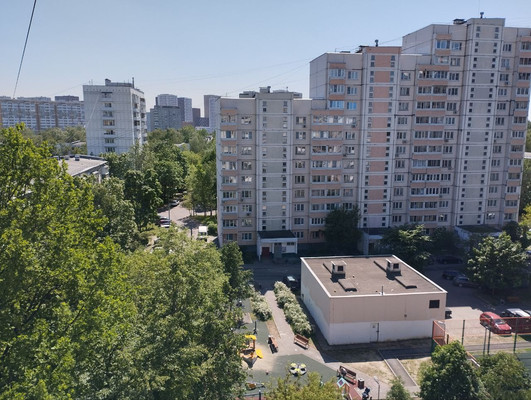 Продам трехкомнатную (3-комн.) квартиру, Открытое ш, 23к7, Москва г