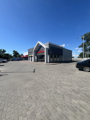 Продам коммерческое помещение 644 м2, Прибрежный мкр, Калининград г