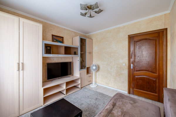 Продам двухкомнатную (2-комн.) квартиру, Мира пр-кт, 110к2, Москва г