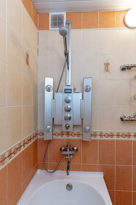 Продам трехкомнатную (3-комн.) квартиру, Варшавская ул, 69Ак3, Санкт-Петербург г