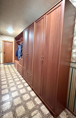 Продам двухкомнатную (2-комн.) квартиру, Спортивная ул, 1, Радовицкий п