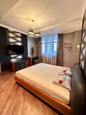 Продам трехкомнатную (3-комн.) квартиру, Севастопольский пр-кт, 28к8, Москва г