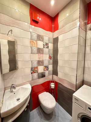 Продам трехкомнатную (3-комн.) квартиру, Севастопольский пр-кт, 28к8, Москва г