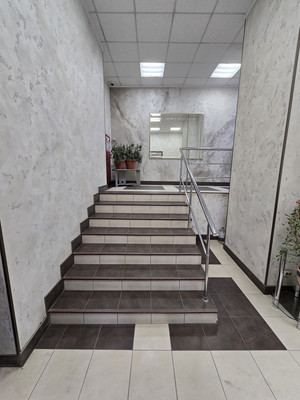 Продам трехкомнатную (3-комн.) квартиру, Севастопольский пр-кт, 28к8, Москва г