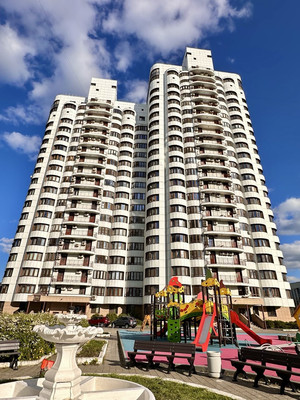 Продам трехкомнатную (3-комн.) квартиру, Севастопольский пр-кт, 28к8, Москва г