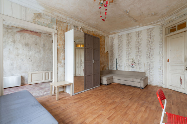 Продам двухкомнатную (2-комн.) квартиру, 10-я В.О. линия, 51/31А, Санкт-Петербург г
