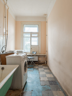 Продам двухкомнатную (2-комн.) квартиру, 10-я В.О. линия, 51/31А, Санкт-Петербург г