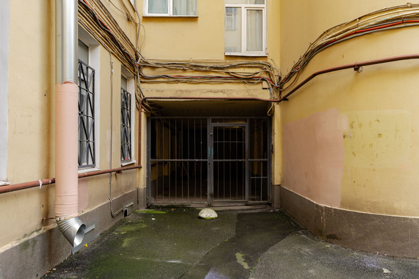 Продам двухкомнатную (2-комн.) квартиру, 10-я В.О. линия, 51/31А, Санкт-Петербург г