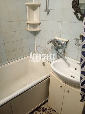 Продам однокомнатную (1-комн.) квартиру, Тамбасова ул, 30к2, Санкт-Петербург г