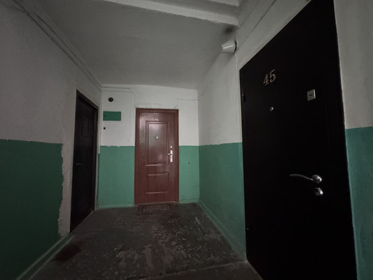 Продам трехкомнатную (3-комн.) квартиру, Кирова пр-кт, 22, Симферополь г