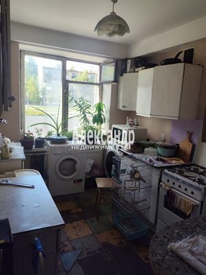 Продам комнату в 4-комн. квартире, Энергетиков пр-кт, 35к1, Санкт-Петербург г