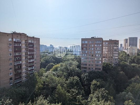 Продам двухкомнатную (2-комн.) квартиру, Флотская ул, 28к1, Москва г