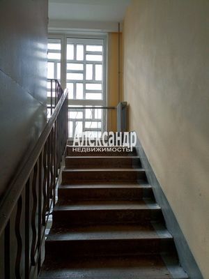 Продам трехкомнатную (3-комн.) квартиру, Московский пр-кт, 205, Санкт-Петербург г