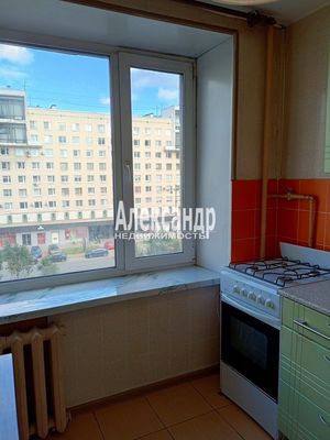 Продам трехкомнатную (3-комн.) квартиру, Московский пр-кт, 205, Санкт-Петербург г