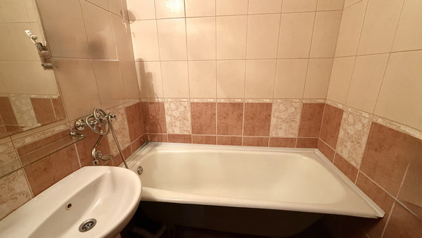 Продам многокомнатную квартиру, Черникова ул, 31, Волгодонск г