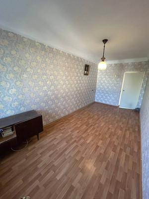 Продам двухкомнатную (2-комн.) квартиру, Аральская ул, 59, Симферополь г