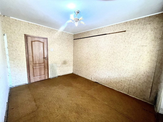 Продам двухкомнатную (2-комн.) квартиру, Маршала Жукова ул, 17, Симферополь г