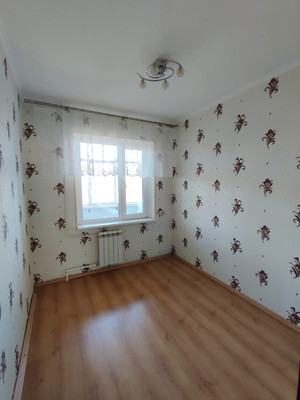 Продам двухкомнатную (2-комн.) квартиру, Маршала Жукова ул, 17, Симферополь г