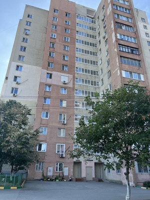 Продам двухкомнатную (2-комн.) квартиру, Маршала Жукова ул, 17, Симферополь г