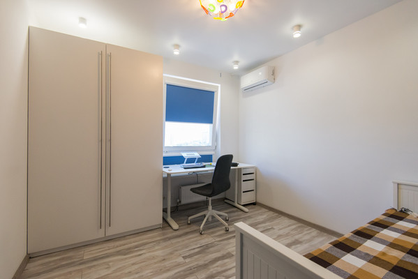 Продам трехкомнатную (3-комн.) квартиру, Доломановский пер, 19, Ростов-на-Дону г
