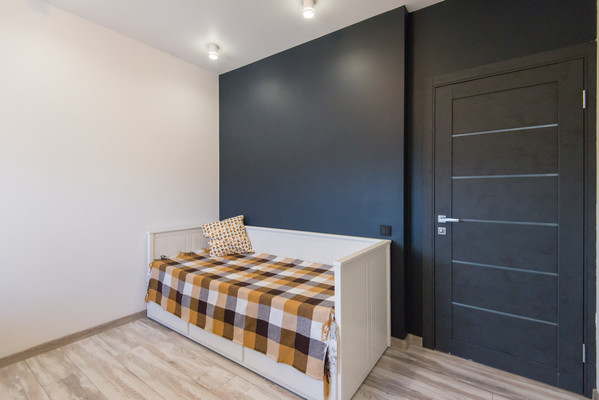 Продам трехкомнатную (3-комн.) квартиру, Доломановский пер, 19, Ростов-на-Дону г